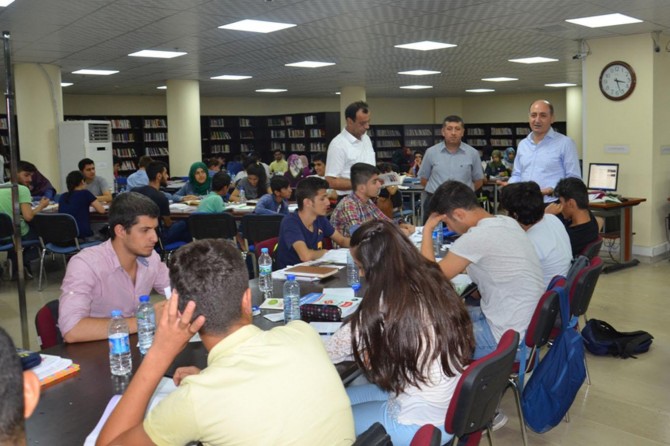 Batman'da öğrencilere danışmanlık hizmeti veriliyor