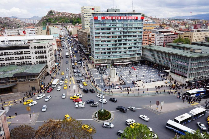 Ankara'da bir ay gösteri yasağı