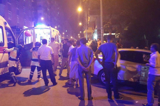 Diyarbakır Huzurevlerinde trafik kazası: 2 yaralı foto