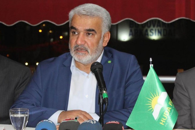 Devletin hafızası FETÖ üyesi memurların yazdıkları belgelerden oluşuyor