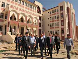 Vali Karaloğlu Erciş İHL'de İncelemelerde Bulundu