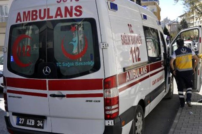 Gaziantep’te cezaevi firarisi tartıştığı kişiyi bıçakladı