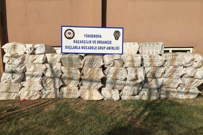Hakkari’de kaçak sigara operasyonları