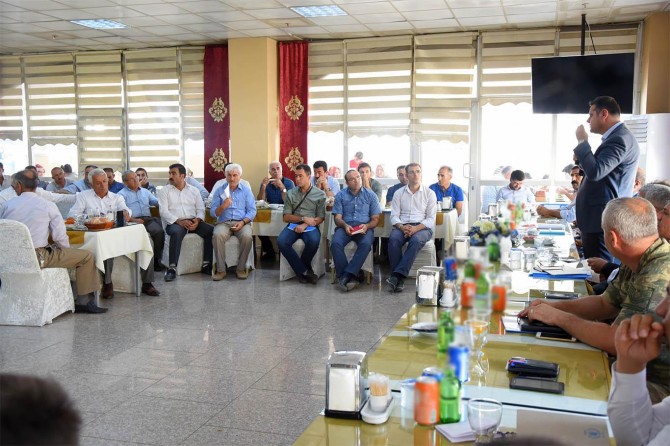 İpekyolu Belediyesi ilçe değerlendirme toplantısı yaptı