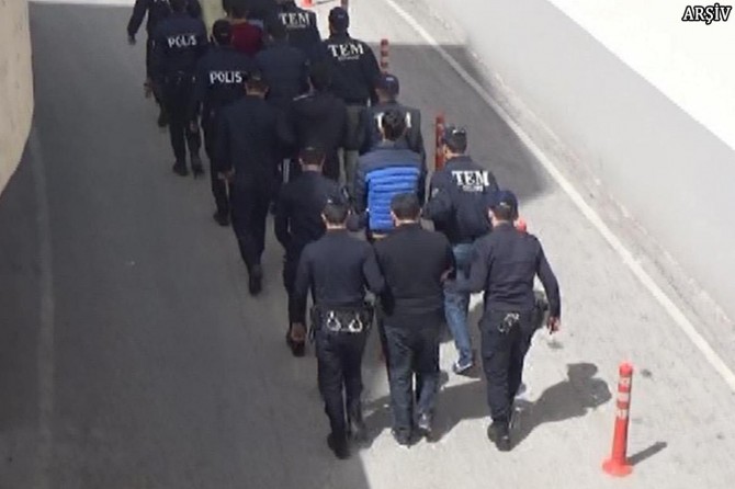 IŞİD'den yakalanan 3 şüpheli tutuklandı