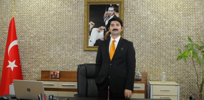 Çınar'ın yeni Kaymakamı Tunceli Vali Yardımcısı Selami Kaya oldu