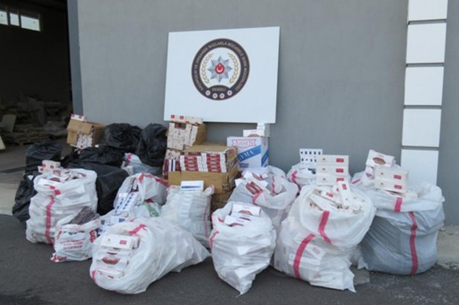 Denizli'de 36 bin paket kaçak sigara ele geçirildi