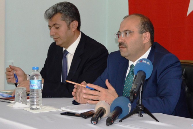 "Tarihi eserler çarpık kentleşme nedeniyle gömülmüş durumda"