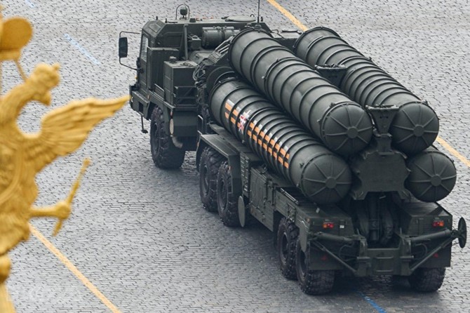 Bi Rûsyayê re hevpeymana mûşekên S-400an hat îmzekirin