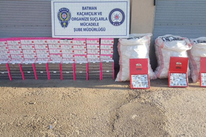 Batman’da esrar ve kaçak sigara ele geçirildi