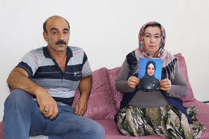 Kızları kaybolan aile umutlu bekleyişini sürdürüyor