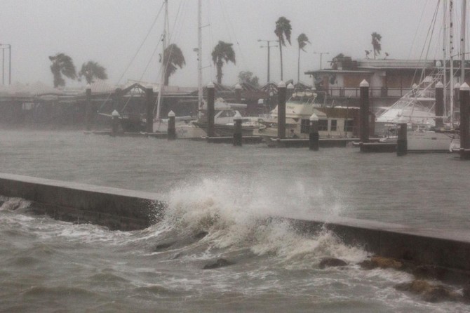 Harvey Kasırgası Teksas'ı etkisi altına aldı
