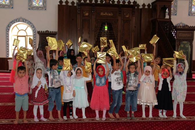 Minik öğrenciler camiyle tanıştı