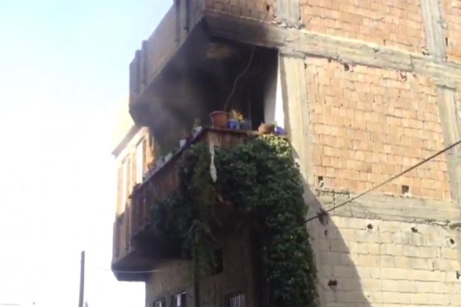 Şanlıurfa Eyyübiye'de çıkan yangında 3 kişi zehirlendi