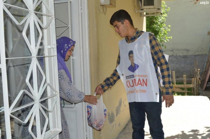 “Yasîn belavkirina goştê qurbanan didomînin”