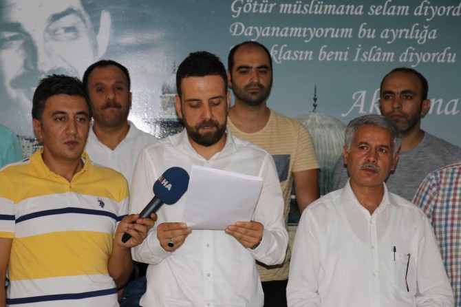 "Arakanlılar acımasız zorbalığın olmayan insafına terk edilmiş"