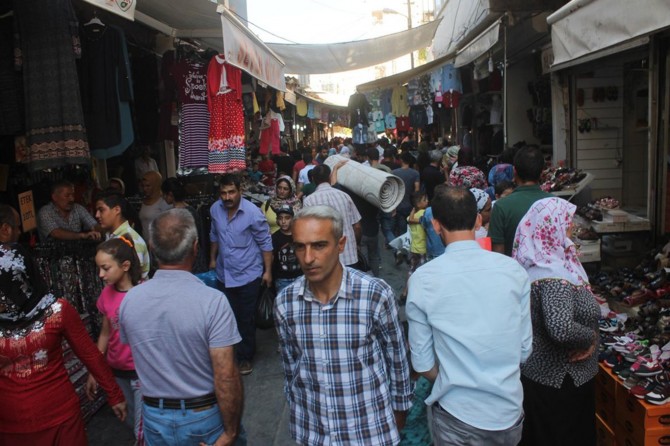 Kızıltepe esnafı eski bayramları arıyor