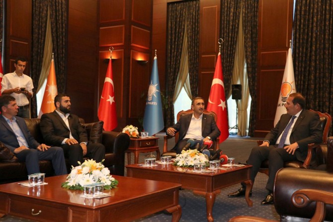 HÜDA PAR'dan AK Parti ve Saadet Partisi'ne bayram ziyareti