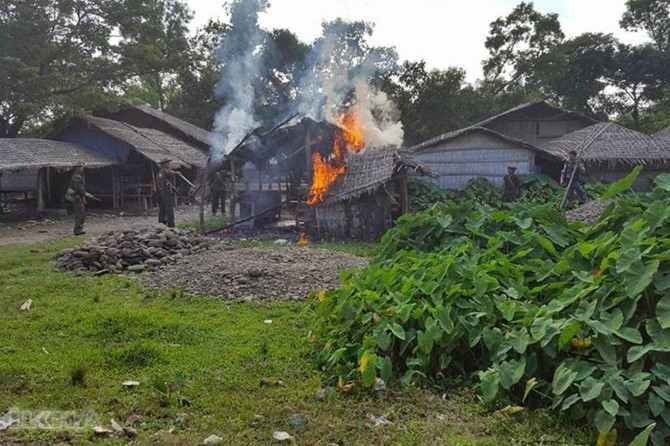 More than 2,600 houses belonging to Arakanese Muslims burned down