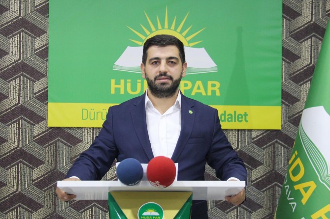 Arakan'ı İslamsızlaştırarak yer altı kaynaklarına hâkim olmak istiyorlar