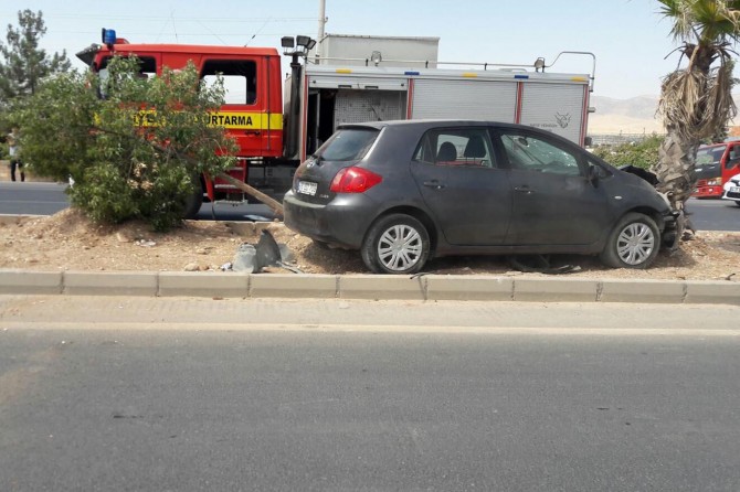 Mardin'de otomobilin çarptığı 2 kardeşten biri öldü
