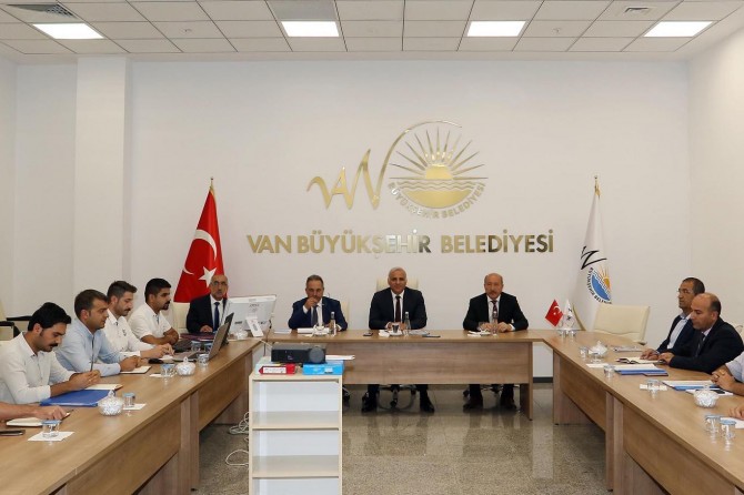 Van'da ulaşım sıkıntısıyla ilgili toplantı yapıldı