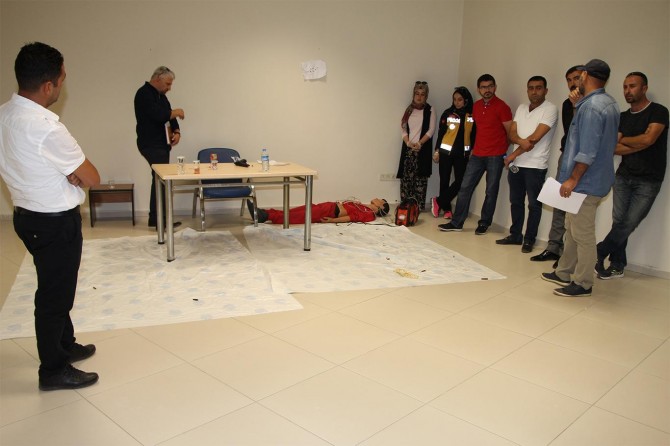 112 sağlık ekiplerine adli vaka eğitimi veriliyor