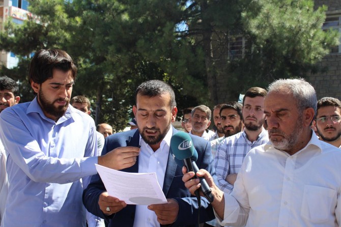 Arakan’da yaşanılan katliamlar Elazığ’da tel'in edildi