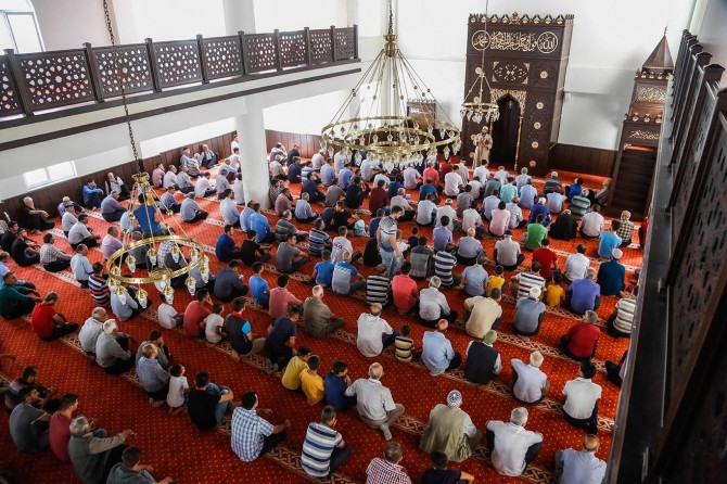 Camilerin yapımı kadar içinin doldurulması da önemli