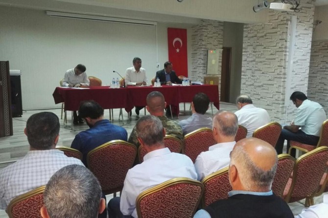 Bitlis'te okul güvenliği ve uyuşturucuyla mücadele toplantısı