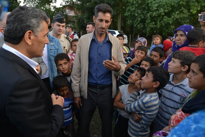 Samsun Valisi saldırıya uğrayan tarım işçilerini ziyaret etti