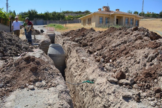 Xebatên şaredariyê xelkê mexdûr kir