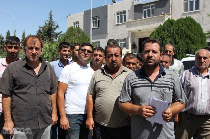 Şofêrên TIRan ên ku ji destheqê xwe nerazî bûn qontak girtin