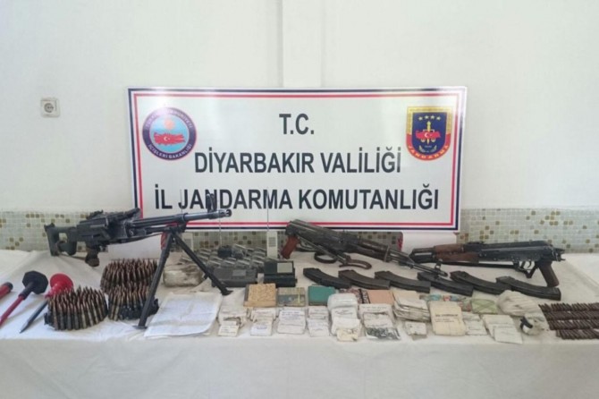 Diyarbakır’da mühimmat ve 60 bin 640 kök kenevir ele geçirildi video foto