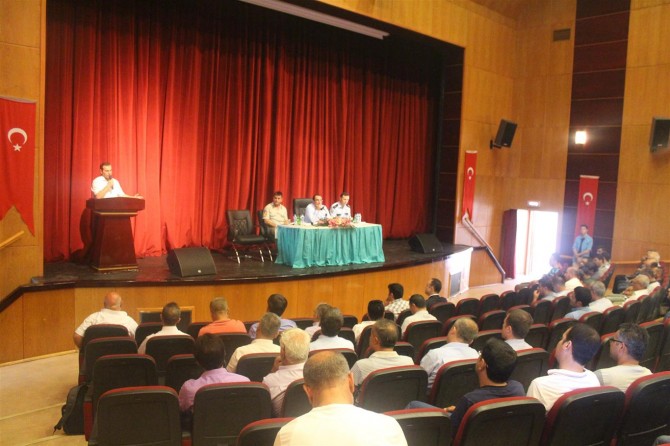 Kahta'da 'okul güvenliği' toplantısı