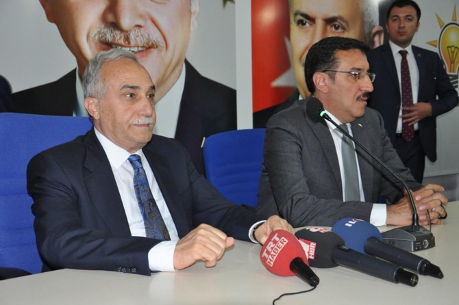 Tüfenkci ve Fakıbaba Batman’da açıklamalarda bulundu