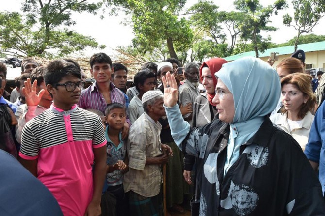 Emine Erdoğan'dan dünya liderlerinin eşlerine "Arakan" mektubu