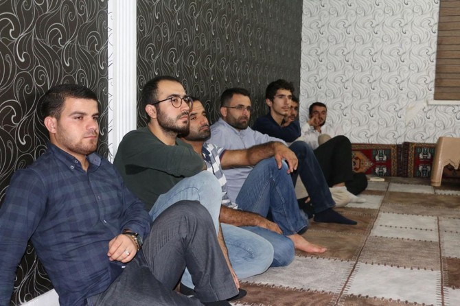 HÜDA PAR gençlik kollarından helal gıda semineri