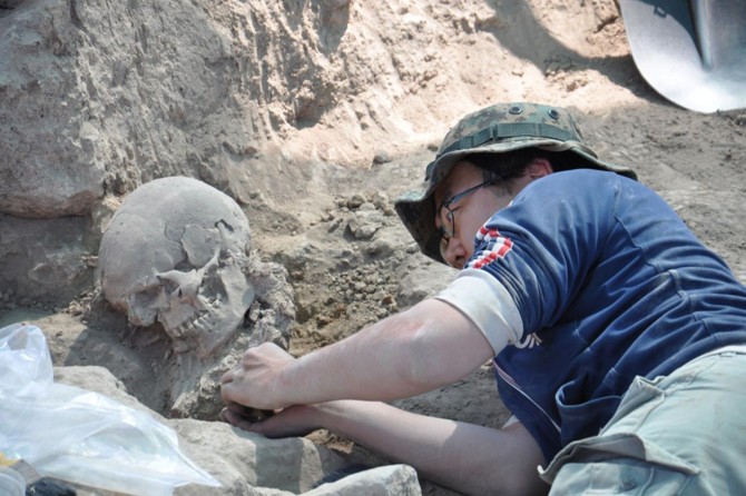 Hasankeyf’te 11 bin 500 yıl öncesine ait çok sayıda insan iskeleti bulundu