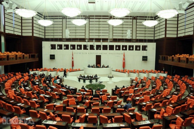 Turkiye's parliament to hold an extraordinary session