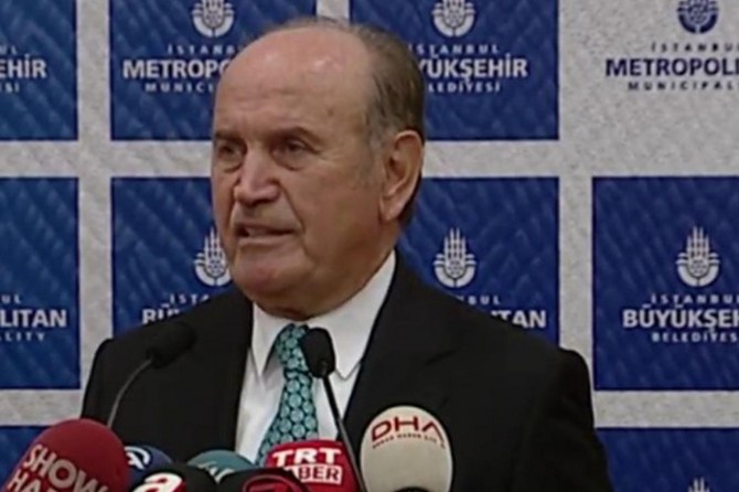 İBB Başkanı Kadir Topbaş görevini bıraktı