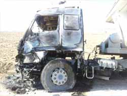 PKK'lılar 3 TIR Yaktı