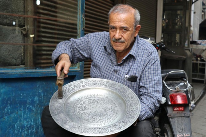 Bakır sesleri arasında geçen bir ömür
