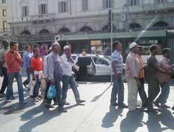 Roma'da Çirkin Film Protesto Edildi