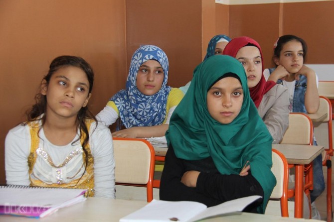 Syrian children looking hopefully for the future despite the traumas they had suffered