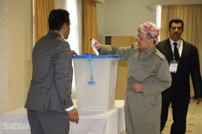Masoud Barzani votes