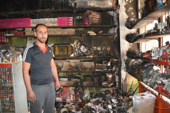 Batman'da çıkan yangın iş yerini küle çevirdi