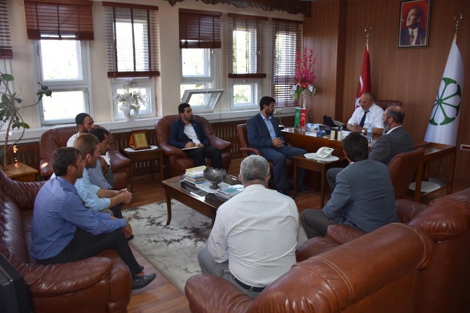 ​HÜDA PAR çiftçilerle birlikte Muş Şeker Fabrikası Müdürlüğünü ziyaret etti