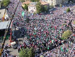 Yazarlardan Hakaret Filmi Yorumu