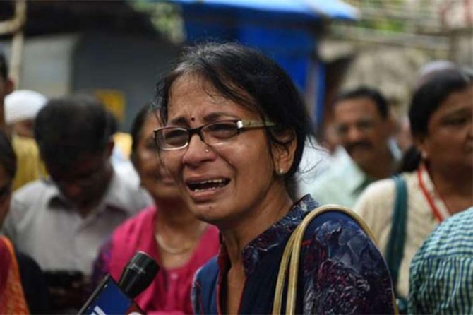 Hindistan'da tren istasyonunda izdiham: 22 ölü